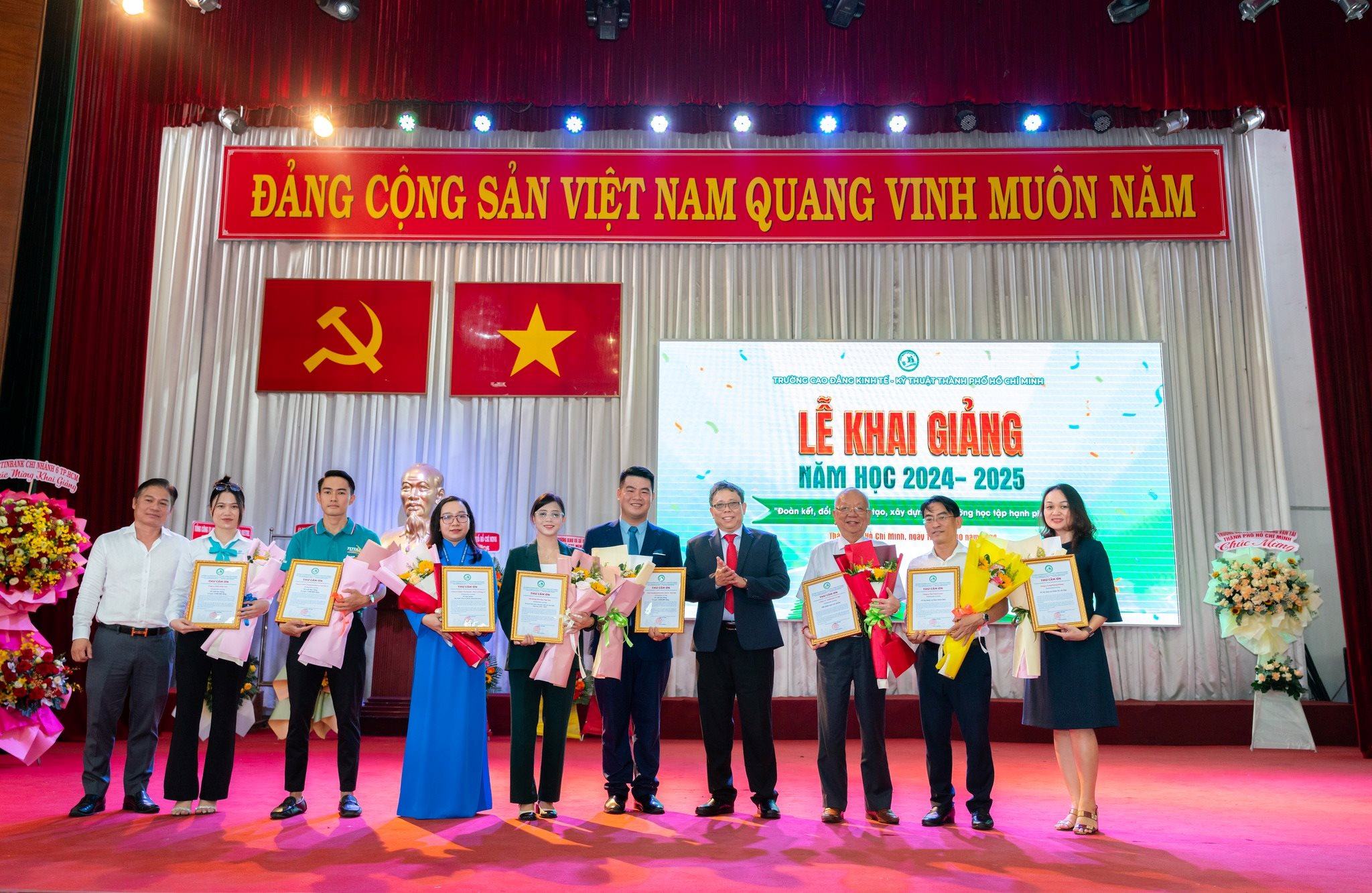 HOTEC KHAI GIẢNG, CHUYẾN TÀU TRI THỨC 2024 - 2025 KHỞI HÀNH